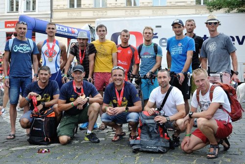 Hasiči na Ford CHALLENGE-PRAGUE triatlonu