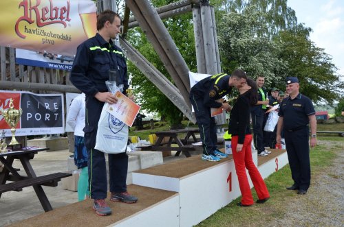 Rozhledna Bohdanka důkladně prověřila fyzickou zdatnost hasičů